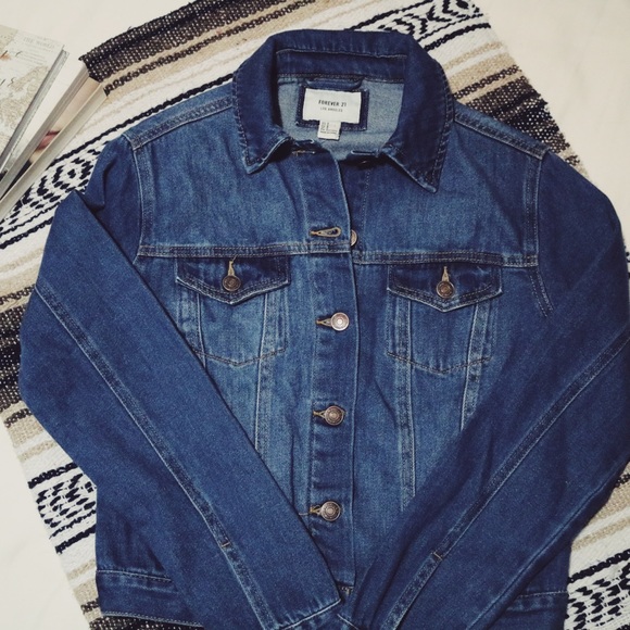 Forever 21 Jackets & Blazers - Forever 21 denim jacket